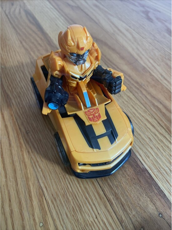 Other - Transformers Bumblebee Bumper Battlers Action Figure Transforms 2008 Hasbro Tomy